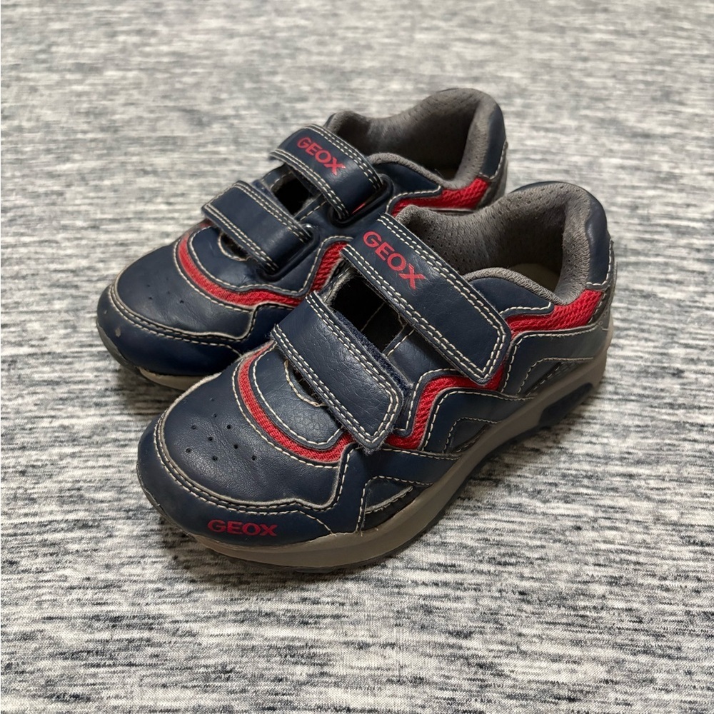 Toddler Boys Size 10 GEOX Velcro Running Shoes